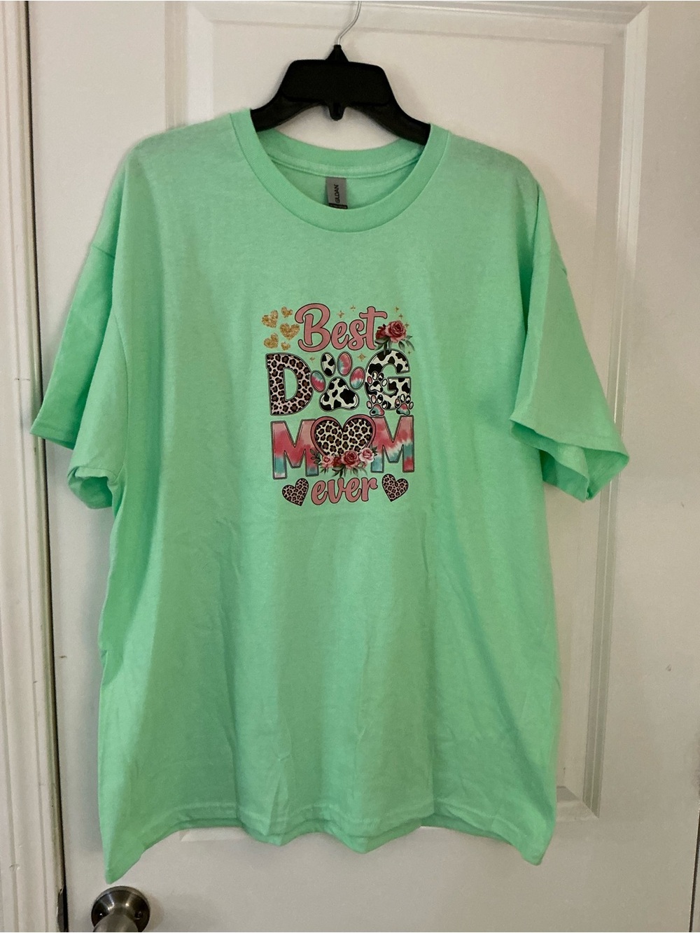 Best Dog Mom Ever Graphic T-Shirt | Mint Green Paw Pet Lover XL